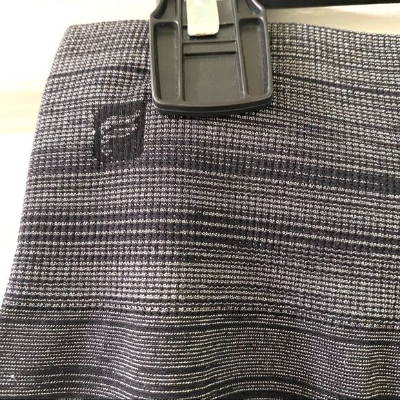 Fabletics capri leggings seamless stripe print M - Picture 11 of 12